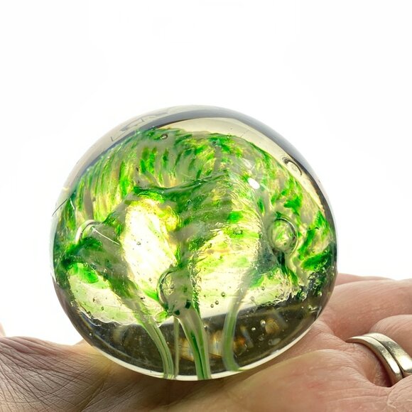 Vintage Art Glass Green Floral Bouquet Paperweight - Picture 8 of 9